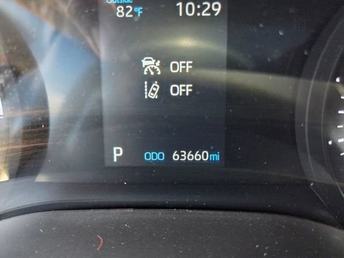 Used 2023 Toyota Sienna XLE FWD image 30