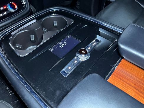 Used 2018 Lincoln Navigator Reserve w/ Technology Package image 28