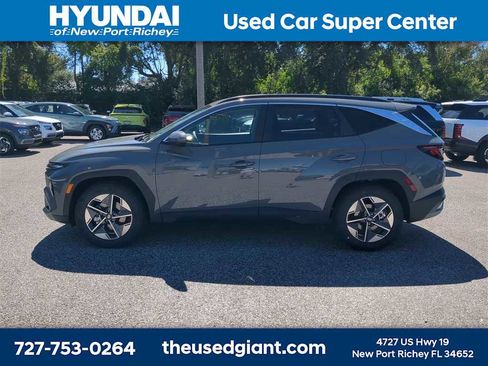 New 2026 Hyundai Tucson SEL image 3