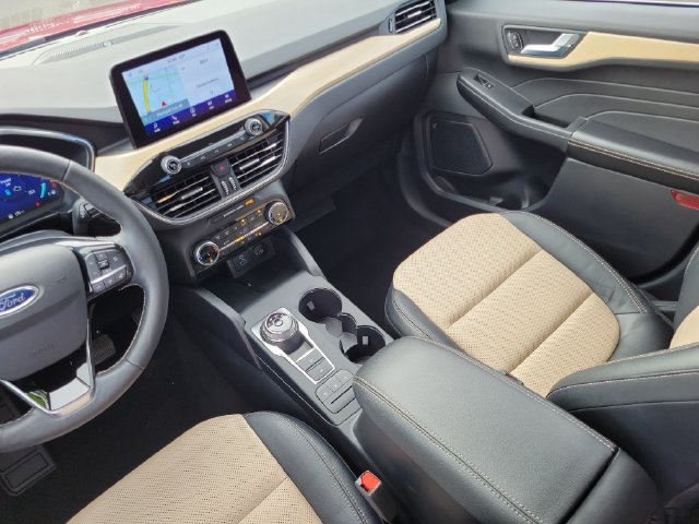 Used 2022 Ford Escape Titanium w/ Titanium Elite Package AWD/4WD image 28