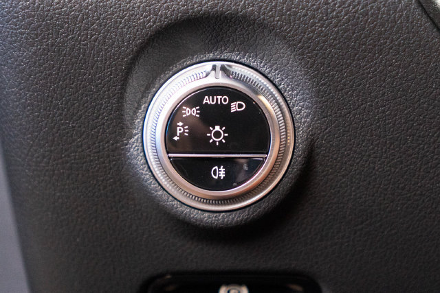Certified 2025 Mercedes-Benz C 300 4MATIC Sedan image 22