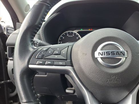 Used 2021 Nissan Sentra SV image 20