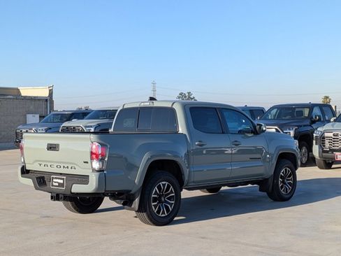 Used 2023 Toyota Tacoma TRD Sport w/ Black Out Package (TMS) image 5