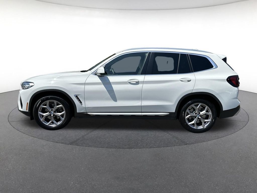 Used 2022 BMW X3 xDrive30i w/ Convenience Package AWD/4WD image 2