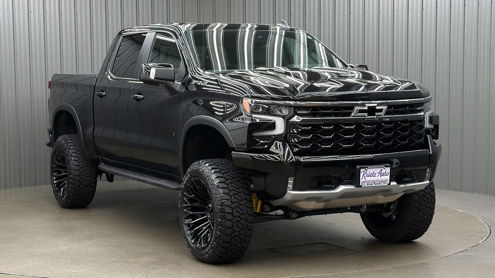 Used 2026 Chevrolet Silverado 1500 ZR2 w/ Dark Appearance Package AWD/4WD image 7