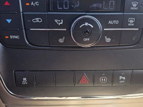 Used 2012 Jeep Grand Cherokee Laredo image 27