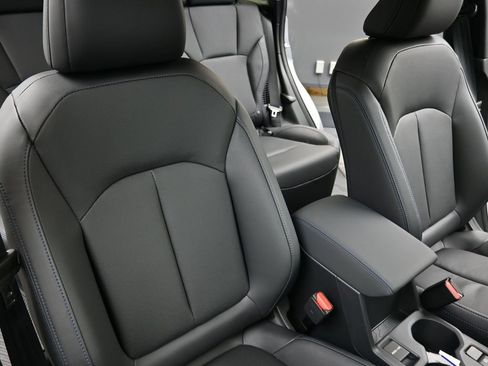 New 2025 Subaru Forester Limited w/ Popular Package image 14