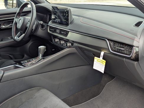 Certified 2025 Acura ADX A-Spec image 29
