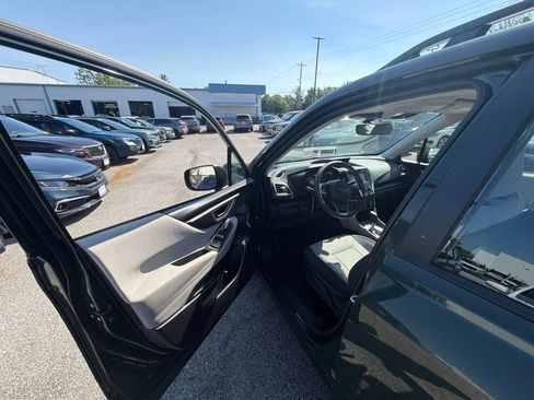 Used 2024 Subaru Forester AWD/4WD image 14