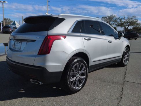 Used 2019 Cadillac XT5 Premium Luxury w/ LPO, Black Ice Package image 4