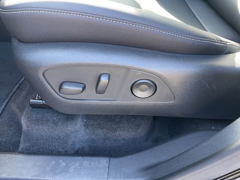 New 2025 Chevrolet Traverse LT w/ Enhanced Driving Package image 25