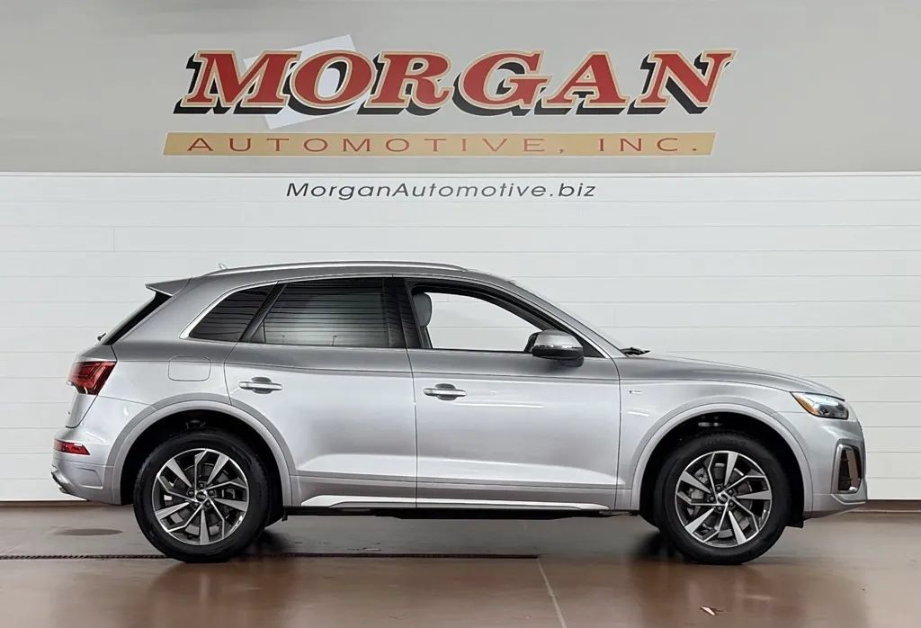 Used 2022 Audi Q5 2.0T Premium Plus AWD/4WD image 2
