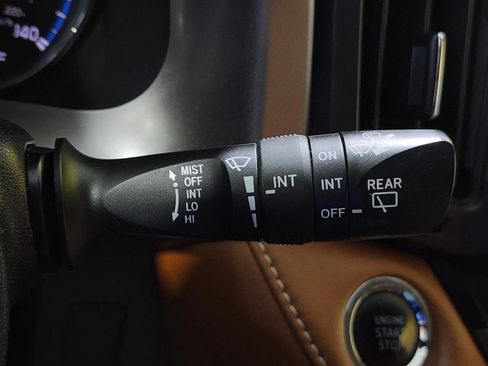 Used 2018 Toyota RAV4 Limited w/ All Weather Liner Package AWD/4WD image 18