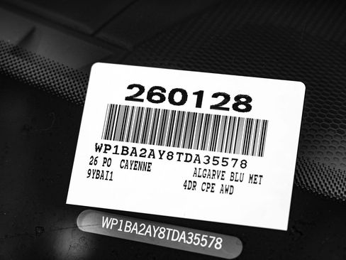 New 2026 Porsche Cayenne Coupe image 33