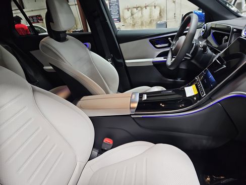 New 2026 Mercedes-Benz GLC 300 image 10