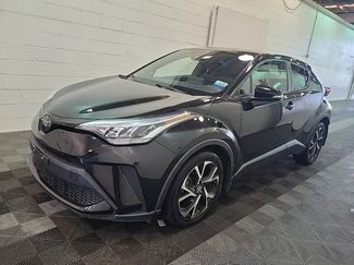 Used 2022 Toyota C-HR XLE FWD video 1