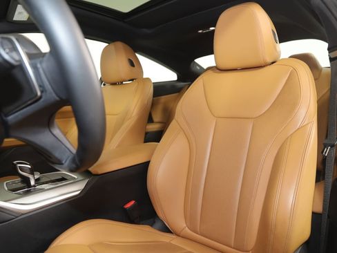 Used 2023 BMW M440i Coupe image 33