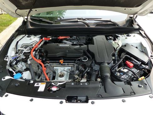 Used 2020 Honda Accord EX image 17