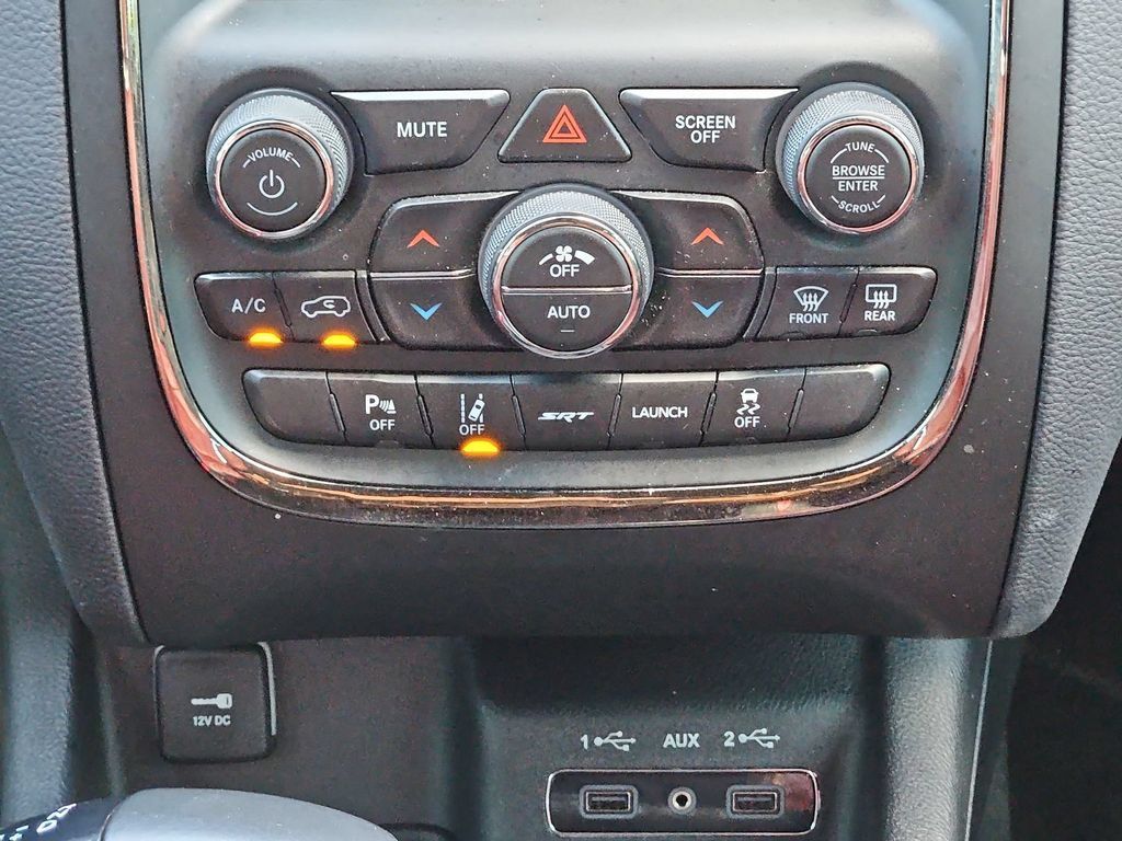Used 2018 Dodge Durango SRT w/ Technology Group AWD/4WD image 22