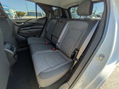 Used 2023 Chevrolet Equinox LT image 9