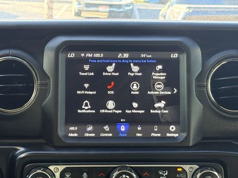 Used 2022 Jeep Wrangler Unlimited Sahara image 17