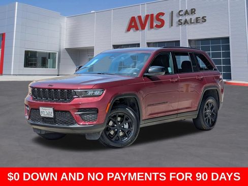 Used 2025 Jeep Grand Cherokee Altitude AWD/4WD image 1