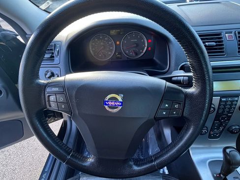 Used 2005 Volvo S40 T5 FWD image 17