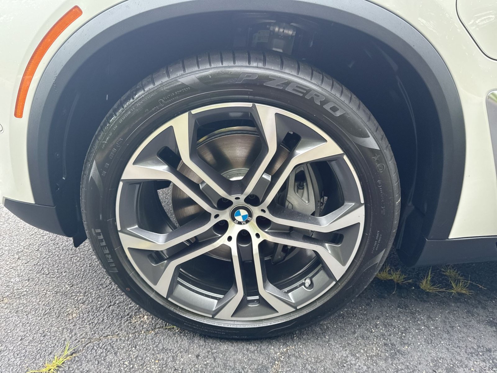 New 2026 BMW X5 xDrive50e AWD/4WD image 7
