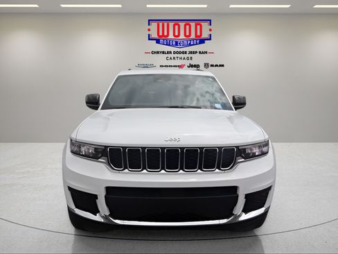 Used 2025 Jeep Grand Cherokee L Laredo w/ Luxury Tech Group I AWD/4WD image 14