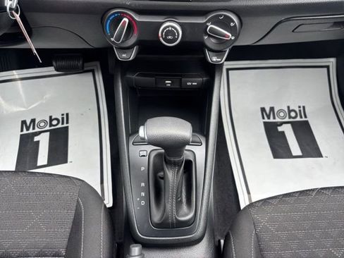 Certified 2021 Kia Rio S image 14