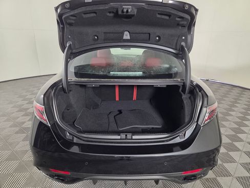 New 2026 Alfa Romeo Giulia w/ Driving Assist Package RWD image 20
