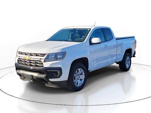 Used 2022 Chevrolet Colorado LT w/ Fleet Safety Package image 2