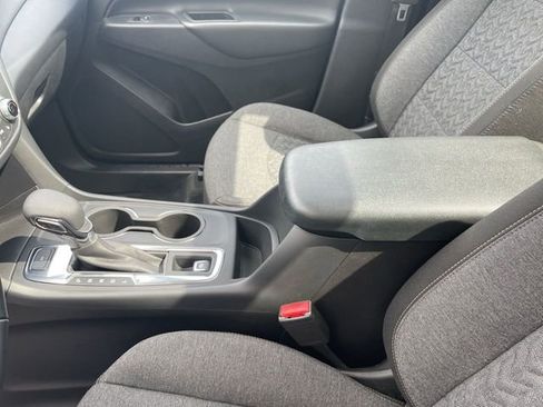 Used 2024 Chevrolet Equinox LT image 20