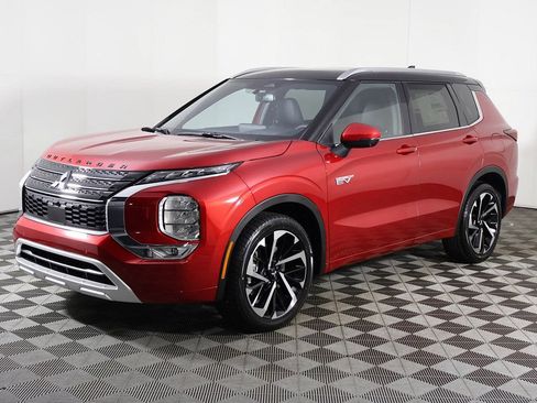 Used 2025 Mitsubishi Outlander SEL AWD/4WD image 11
