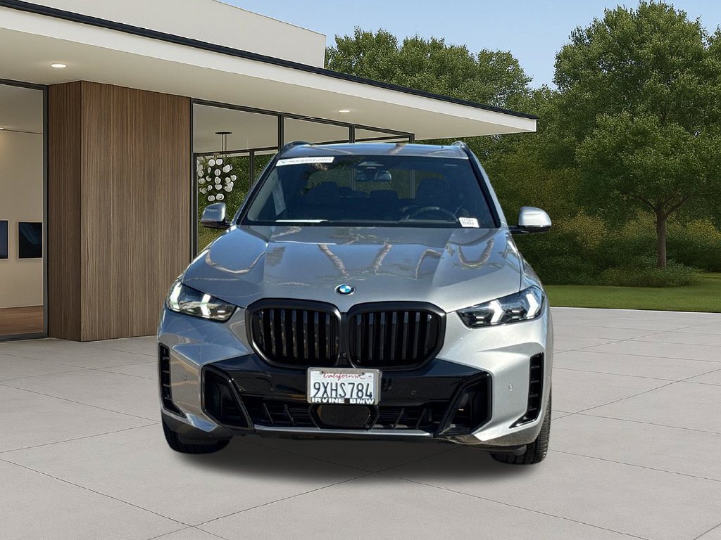 Used 2026 BMW X5 sDrive40i w/ M Sport Package RWD image 3