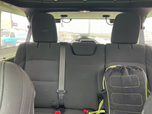 Used 2018 Jeep Wrangler Unlimited Sport S image 8