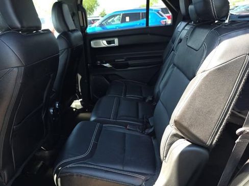 Used 2021 Ford Explorer ST w/ Equipment Group 401A AWD/4WD image 10