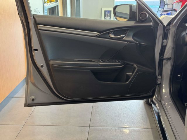 Used 2021 Honda Civic Sport image 14