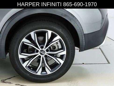 Used 2018 INFINITI QX30 AWD image 43