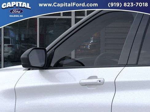 New 2026 Ford Explorer Active image 20