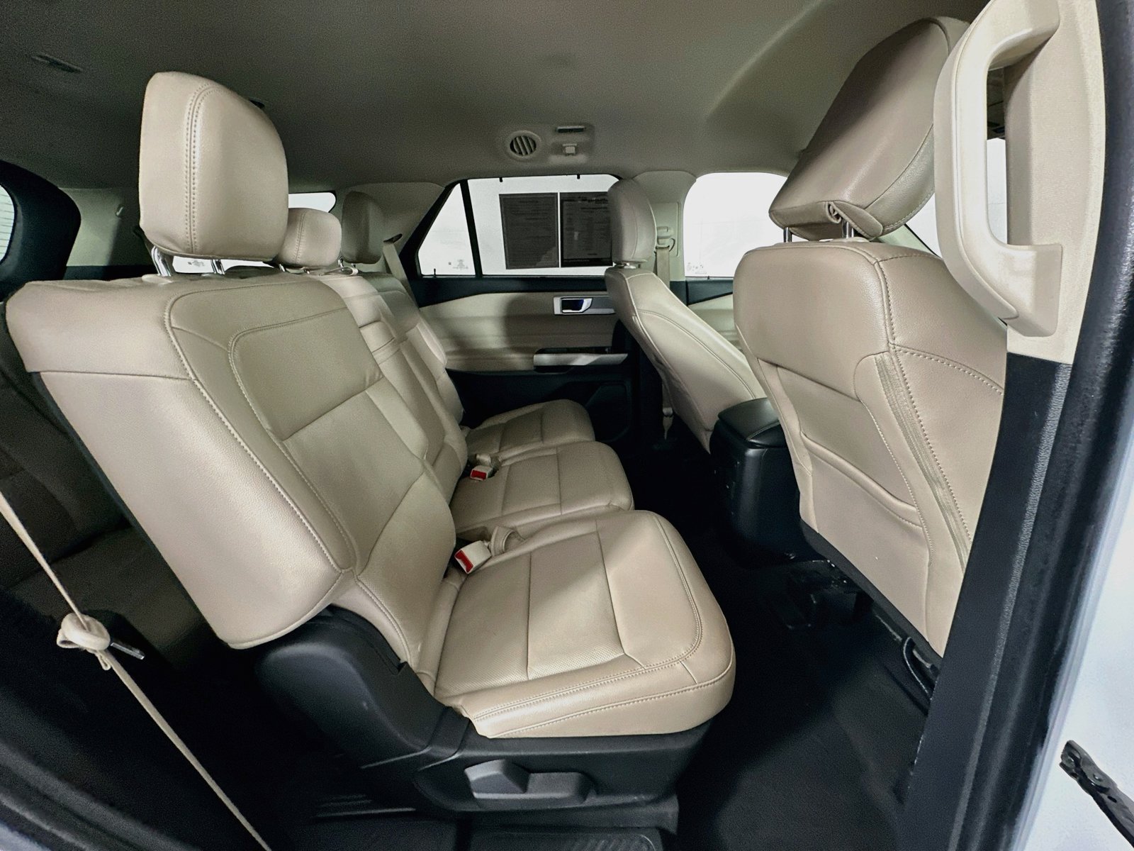 Used 2022 Ford Explorer Limited RWD image 27