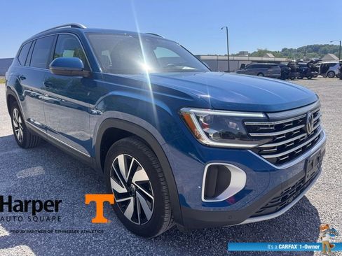 Used 2025 Volkswagen Atlas SEL AWD/4WD image 7
