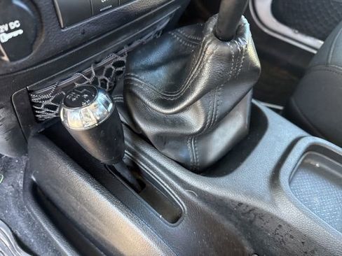 Used 2015 Jeep Wrangler Sport w/ Quick Order Package 23S image 25