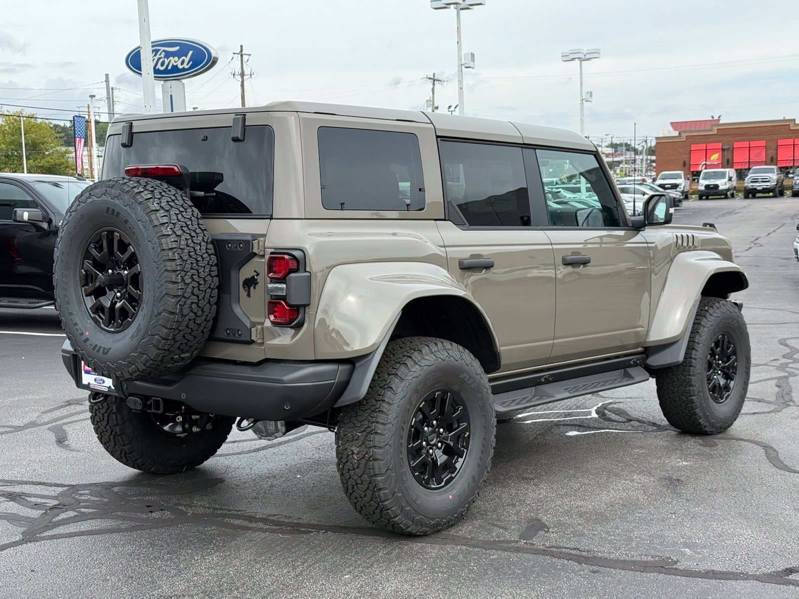 New 2026 Ford Bronco Raptor AWD/4WD image 7