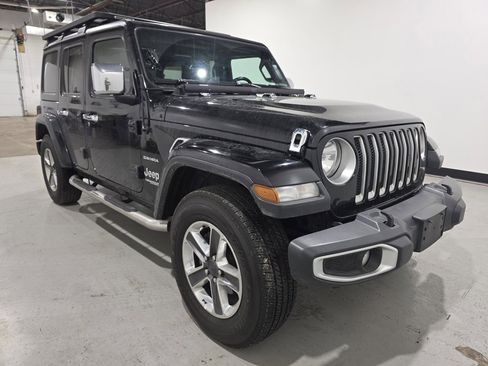 Used 2020 Jeep Wrangler Unlimited Sahara image 6