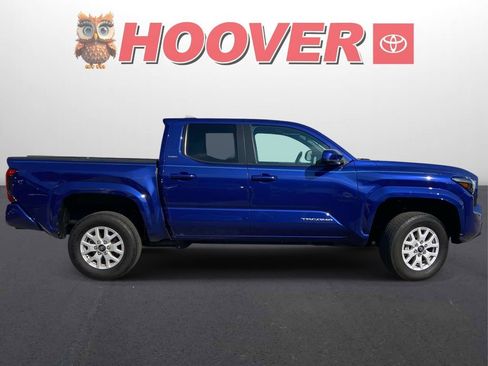 Used 2024 Toyota Tacoma SR5 AWD/4WD image 2