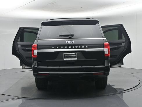 Certified 2024 Ford Expedition XLT AWD/4WD image 32