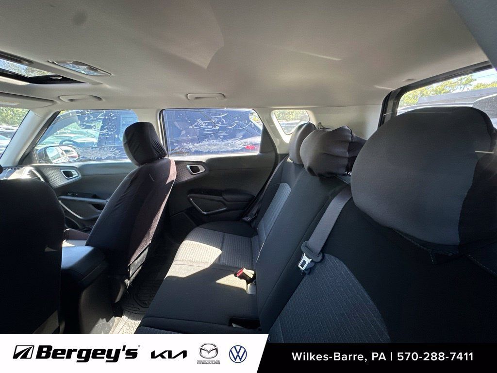 Used 2020 Kia Soul GT-Line w/ GT 2.0L Power Sunroof Package FWD image 11