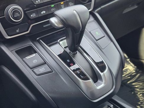 Used 2019 Honda CR-V Touring image 19