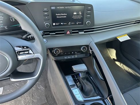 New 2026 Hyundai Elantra Blue image 27